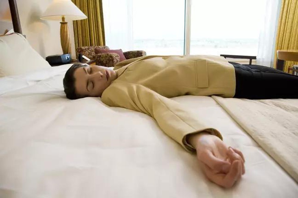 Những Lợi Ích Tuyệt Vời Chỉ Có Khi Bạn Ngủ Bằng Đệm