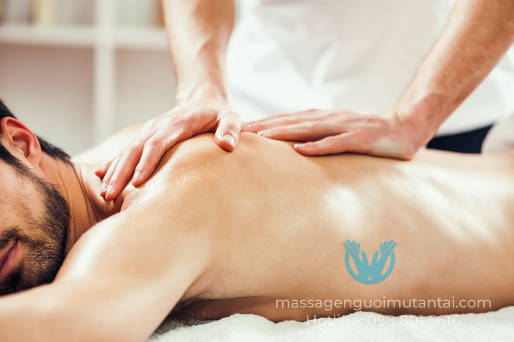 massage giảm đau cơ